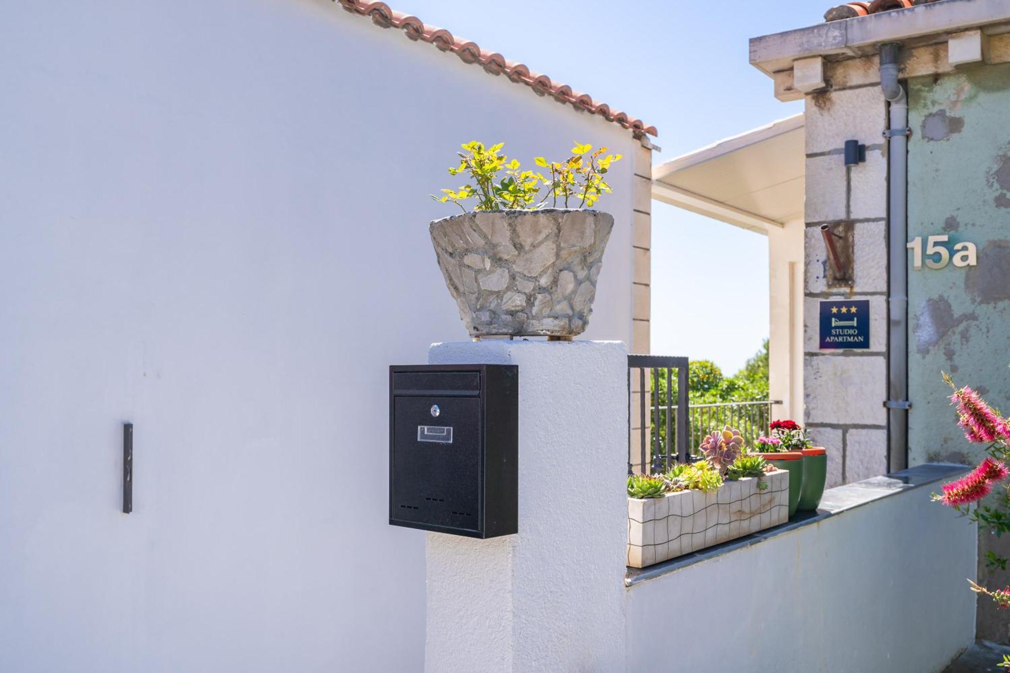 Ferienwohnung Anmarie With Free Parking Dubrovnik Exterior foto