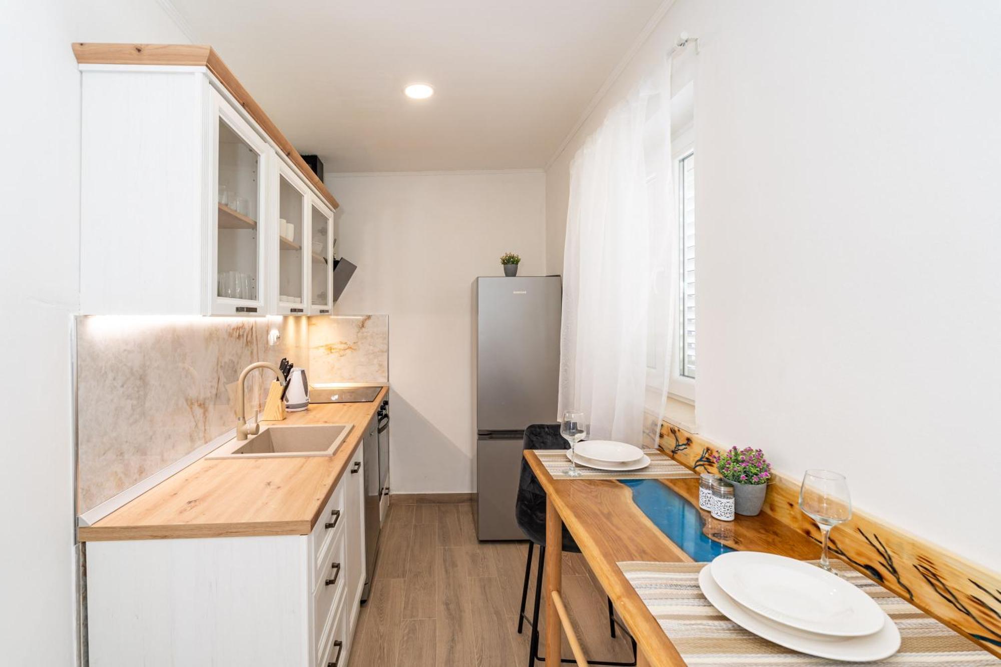 Ferienwohnung Anmarie With Free Parking Dubrovnik Exterior foto